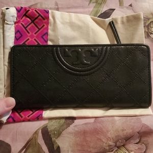 Tory Burch Leather Slim Fleming wallet